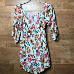 Forever 21 size Large 3/4 sleeve Floral Romper